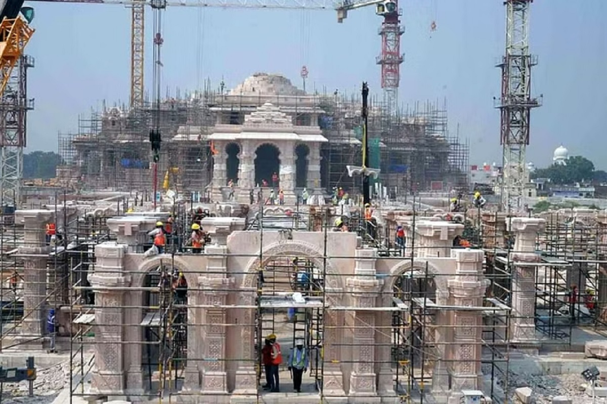 राम मंदिर उद्घाटन पर कई राज्यों में छुट्टियां घोषित, जानें उत्तराखंड से लेकर कनार्टक तक कैसी हैं तैयारी