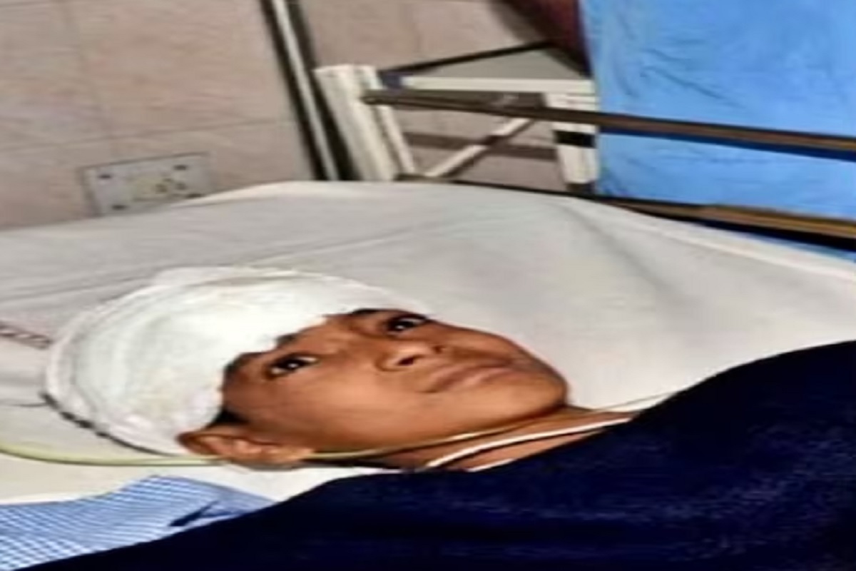 Deoria Murder Case: देवरिया हत्याकांड के चश्मदीद अनमोल दुबे ने मौत को दी मात, डॉक्टरों ने बताया खतरे से बाहर