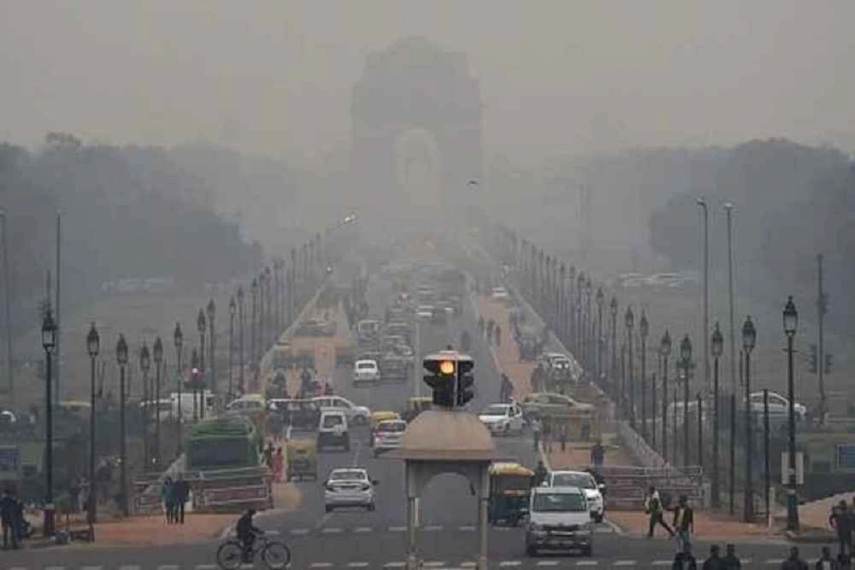 Delhi Air Quality: दिल्ली की हवा में सांस लेना हुआ मुश्किल, मुंडका और दिलशाद गार्डन समेत 12 जगहों पर AQI हुआ 200 पार