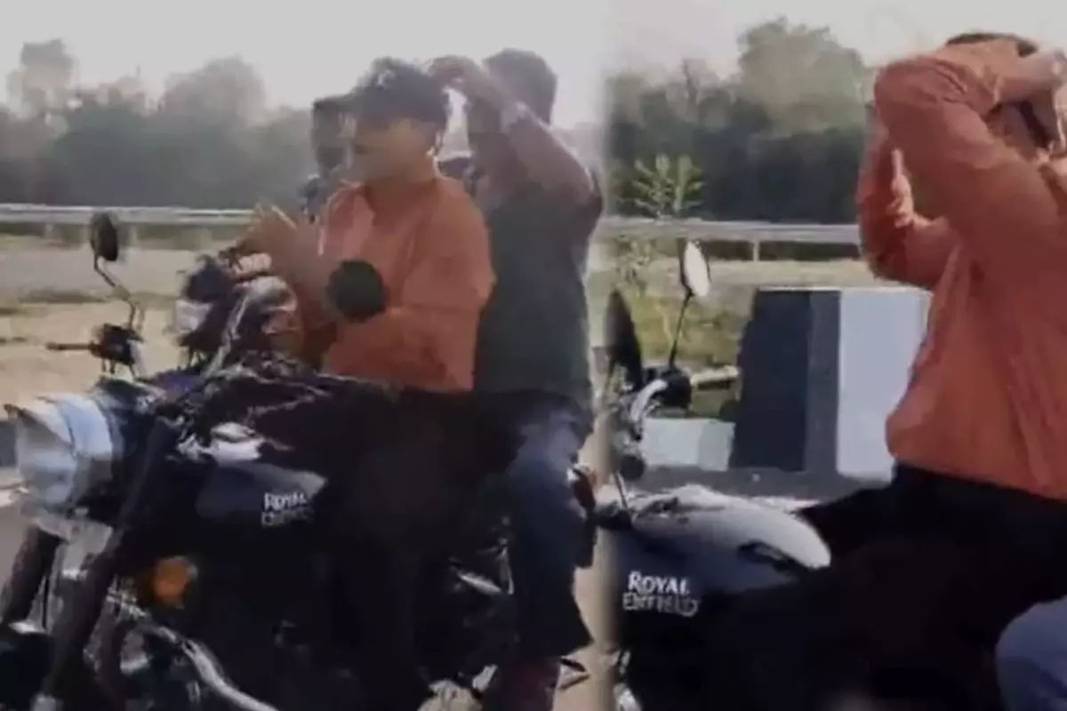 Watch: बिना हेलमेट पहने अधीर रंजन चौधरी ने चलाई बाइक, नेटिजन्स ने घेरा तो दिया ऊल-जुलूल तर्क