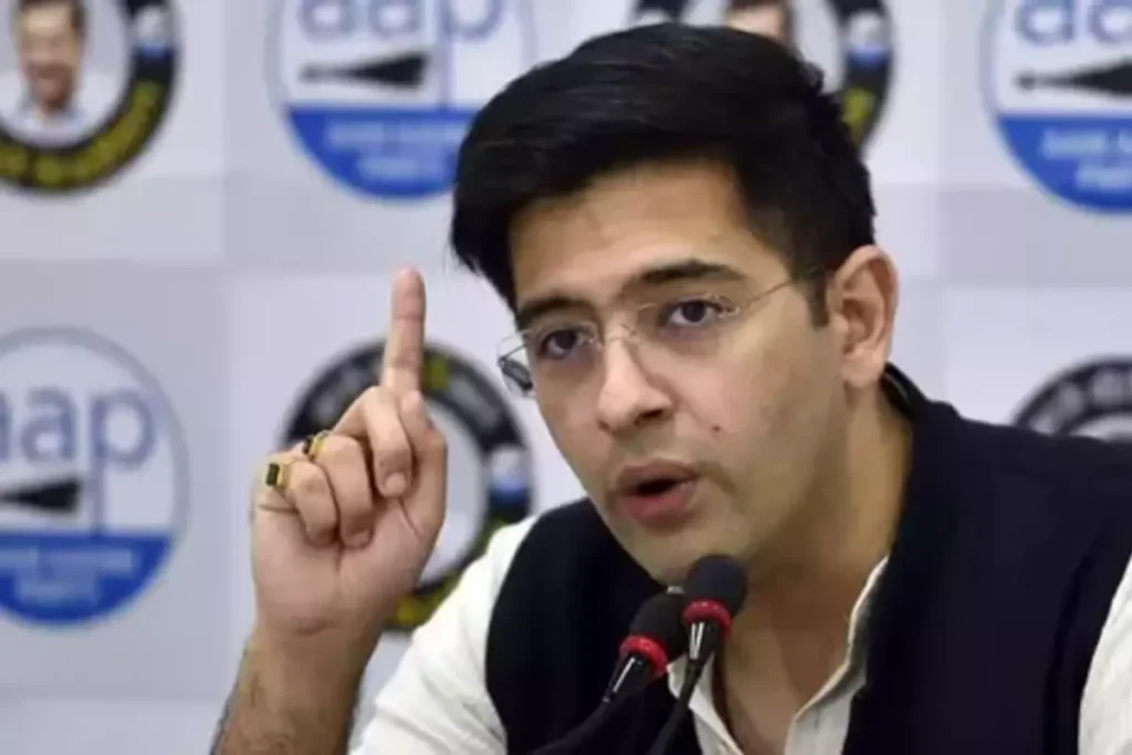 राघव चड्ढा को बंगला खाली करने का आदेश