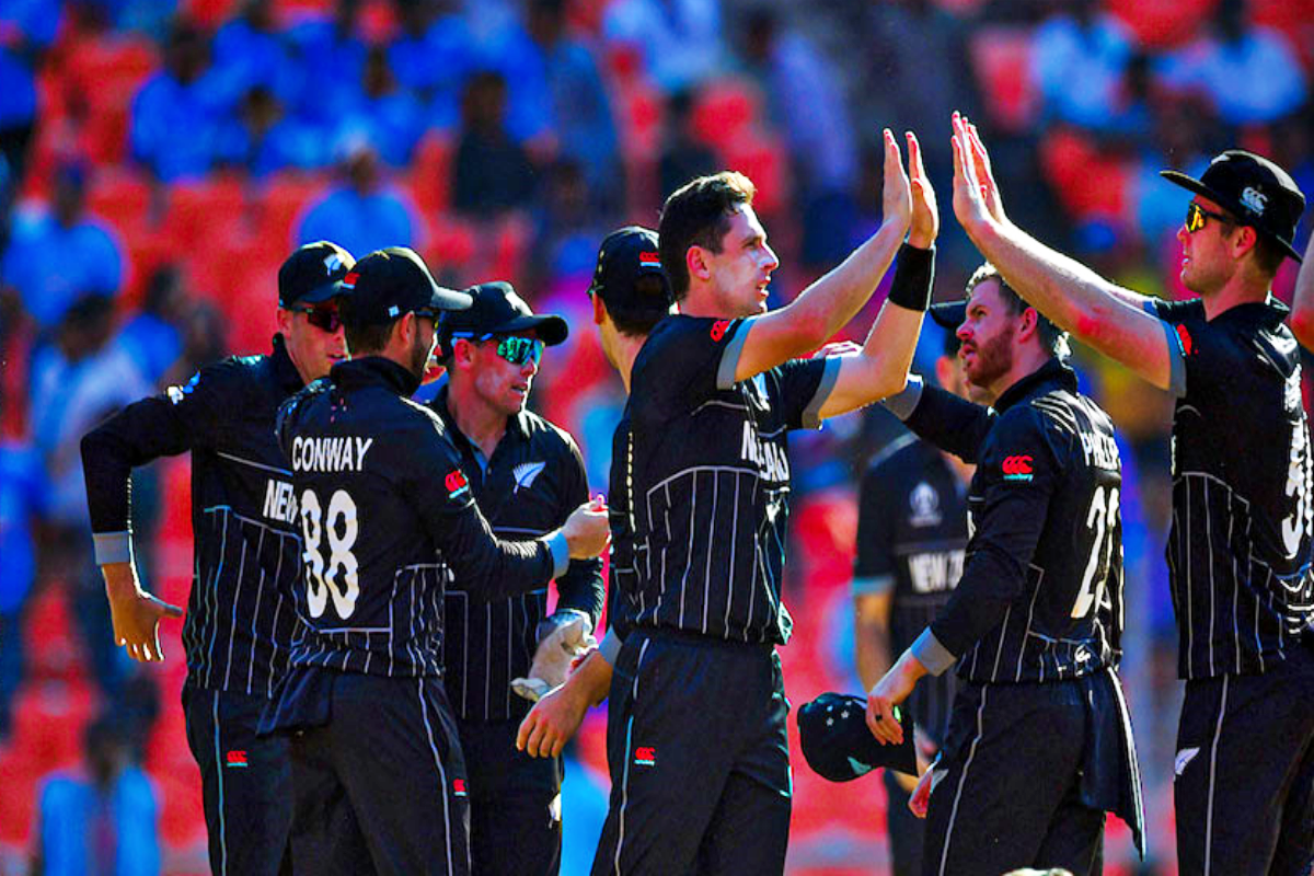 World Cup 2023: इंग्लैंड के खिलाफ न्यूजीलैंड के स्पिनर्स ने चटकाए 5 विकेट, जानें वर्ल्ड कप में फिरकी गेंदबाजों का कैसा रहा है प्रदर्शन