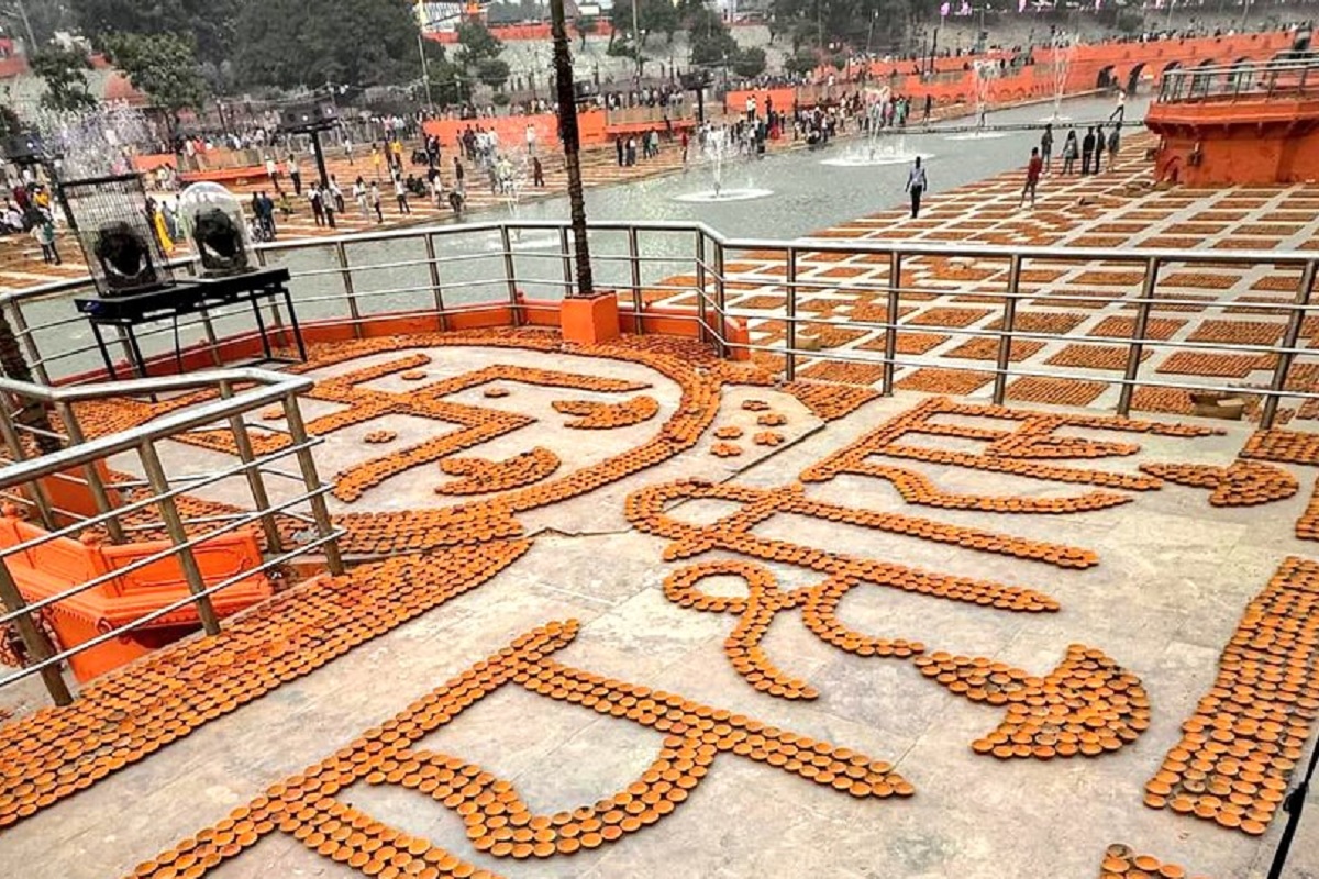 Ayodhya: 24 लाख दीए से जगमग होगी रामलला की नगरी, सीएम योगी करेंगे प्रभु श्री राम का राजतिलक