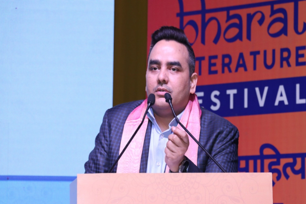 भारत साहित्य महोत्सव को भारत एक्सप्रेस के CMD उपेन्द्र राय ने किया संबोधित, बोले-शोषण से बचाना और मानवता को मुक्ति देना ही आधुनिक जीवन का मूल्य