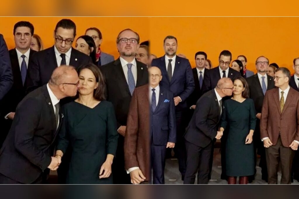 Croatian Minister Kisses German counterpart