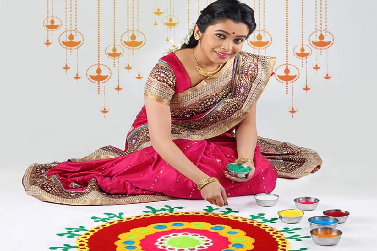 Diwali 2023: दिवाली में अपने घर को दें खूबसूरत लुक, बनाएं ये आसान रंगोली