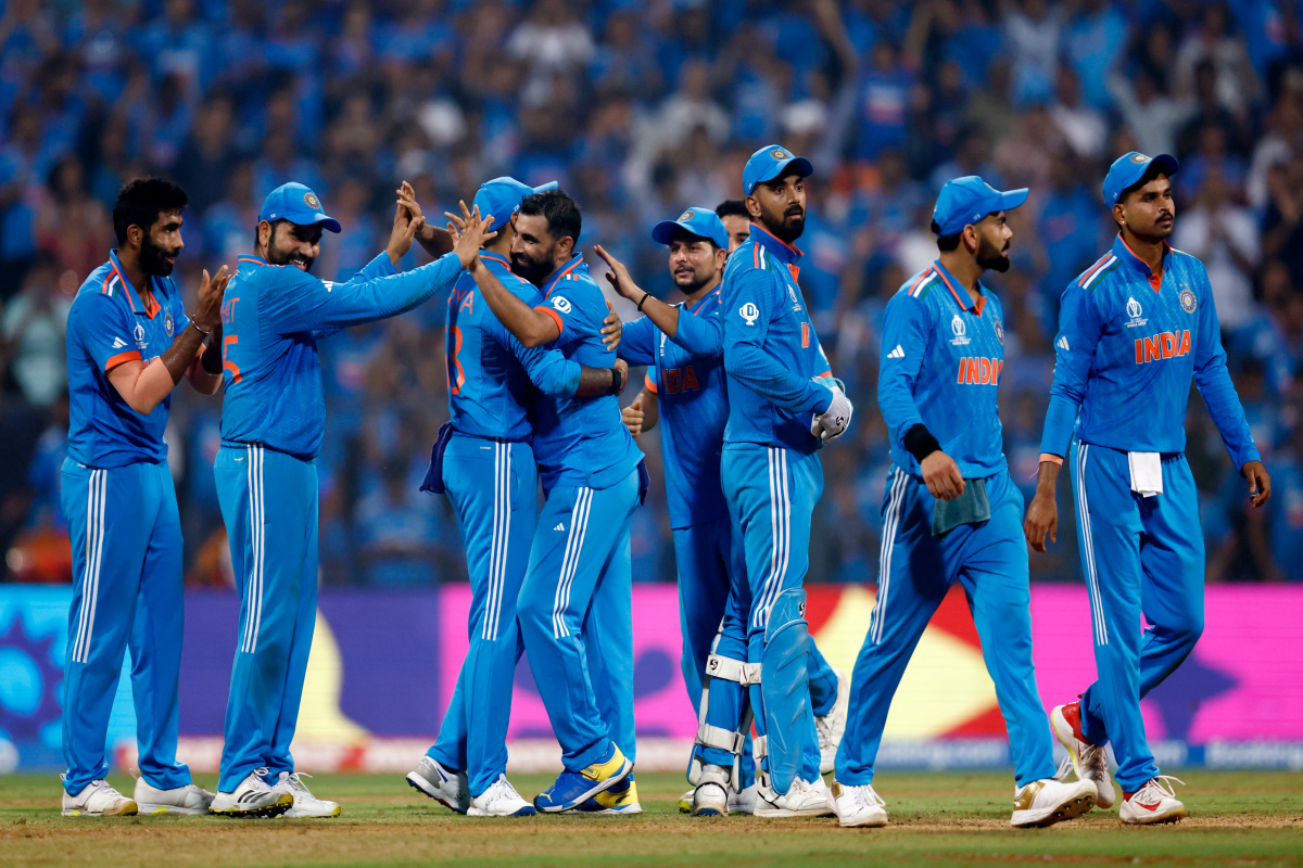 IND vs NZ World Cup Semifinal: वर्ल्ड कप के फाइनल में पहुंचा भारत, न्यूजीलैंड को 70 रनों से हराया, शमी झटके 7 विकेट