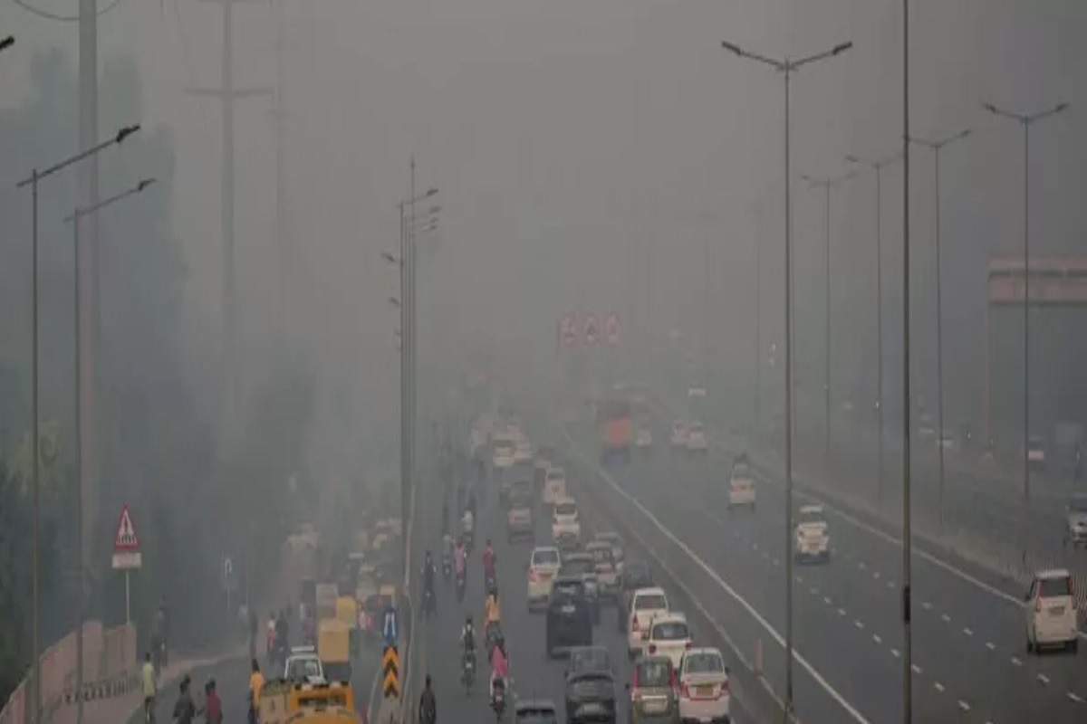 UP Air Pollution: यूपी की हवा में घुलता जा रहा है जहर, सरकार के सारे दावे फेल, ग्रेटर नोएडा और गाजियाबाद में सांस लेना हुआ दूभर