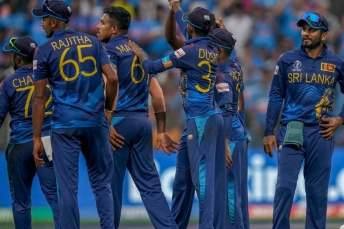 World Cup 2023: टीम के खराब प्रदर्शन पर श्रीलंका क्रिकेट बोर्ड सस्पेंड, खेल मंत्रालय ने लिया बड़ा एक्शन
