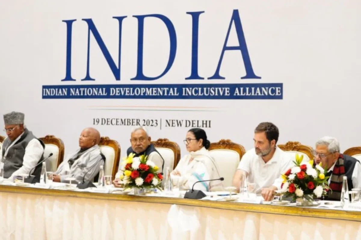 INDIA Alliance की ‘माली हालत’ खराब! बैठक में नहीं मिला समोसा तो भड़के नीतीश कुमार के सांसद