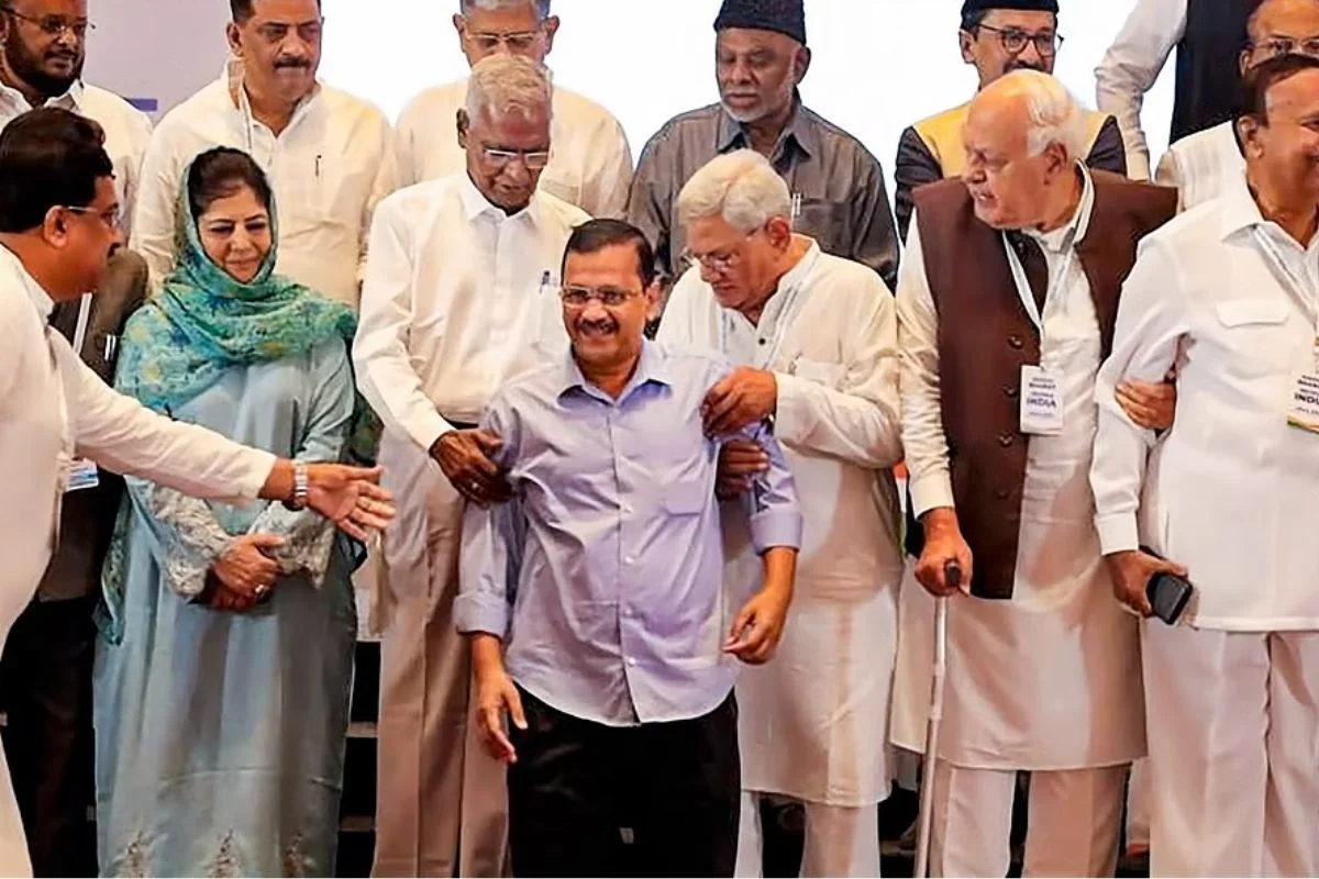 INDIA Alliance के गुब्बारे में केजरीवाल ने चुभो दी सुई! सीट बंटवारे पर बढ़ाई कांग्रेस की मुसीबत