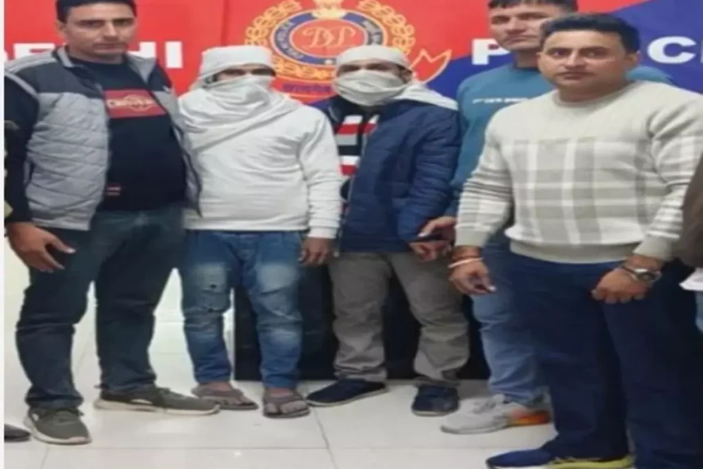 Delhi Crime: पुलिस के गिरफ्त में आरोपी