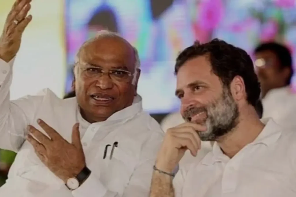 राहुल गांधी और मल्लिकार्जुन खड़गे ( फाइल फोटो)