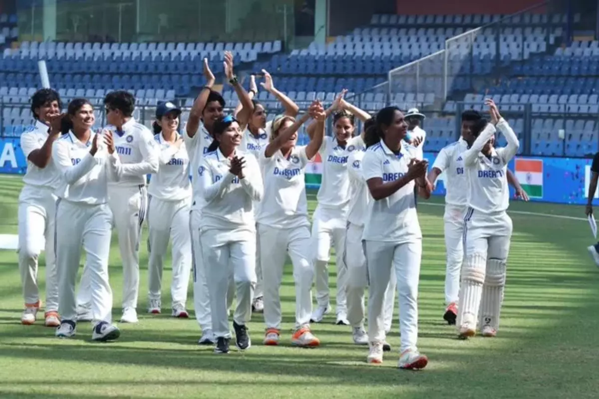 IND VS AUS Test Match: भारतीय महिला टीम ने पहली बार ऑस्ट्रेलिया को टेस्ट मैच में हरा रचा इतिहास, 8 विकेट से रौंदा