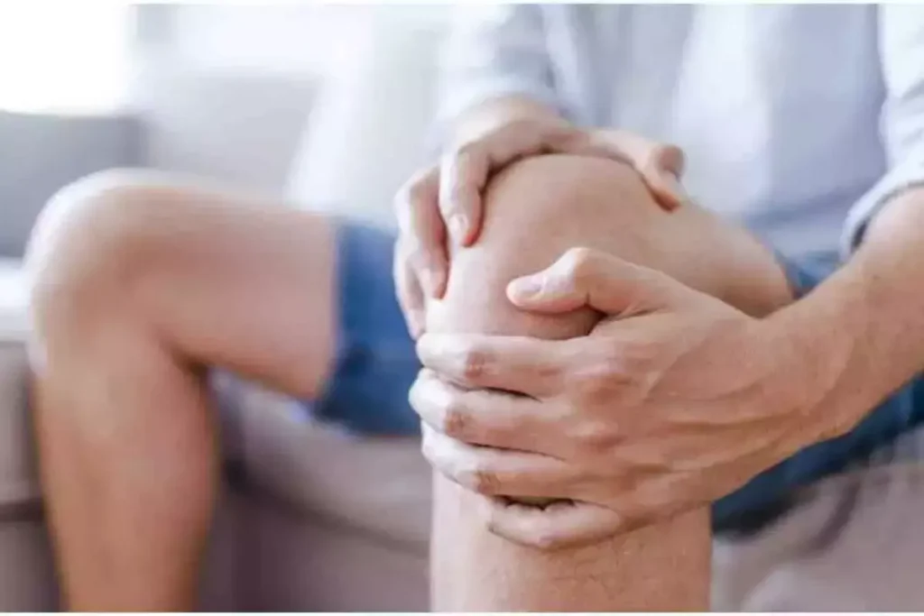 सर्दी में जोड़ों का दर्द क्यों बढ़ जाता है