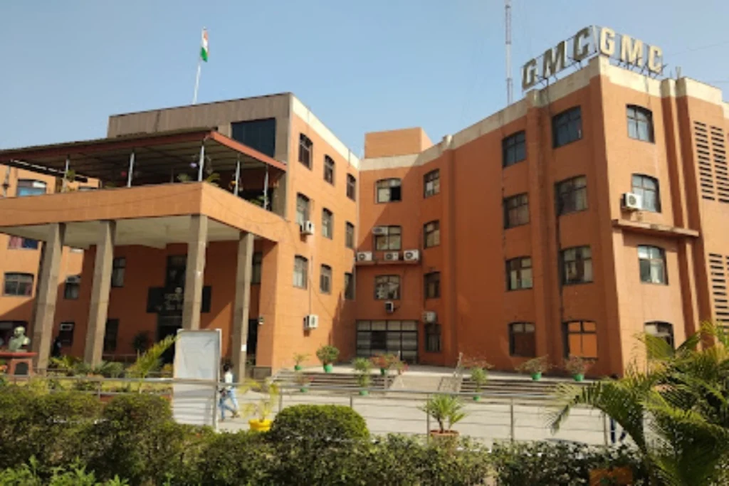 Gwalior Fraud Employee exposed before retirement