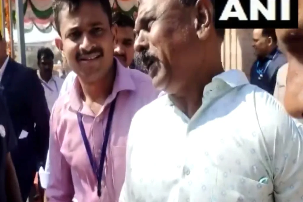 Republic Day security Breach in Karnataka