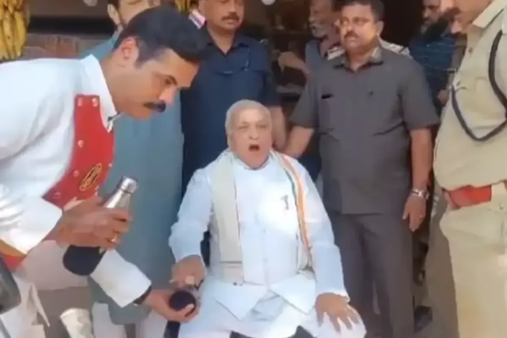 Arif mohammad Khan