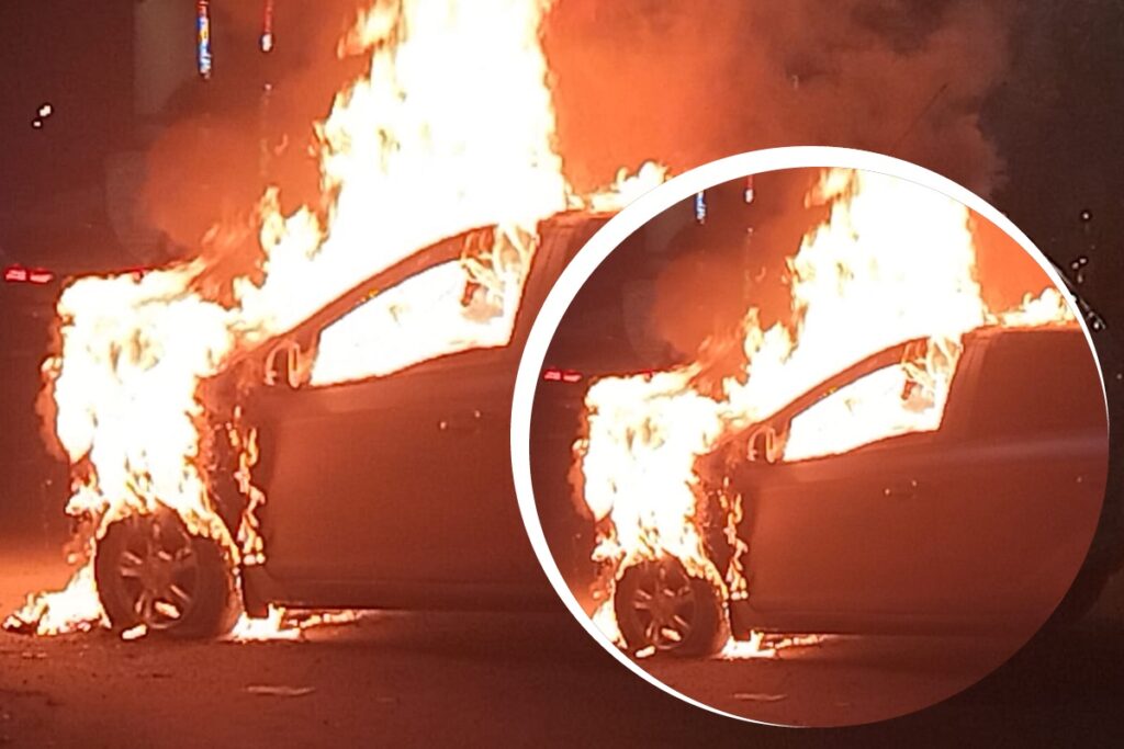 fire in Car Noida