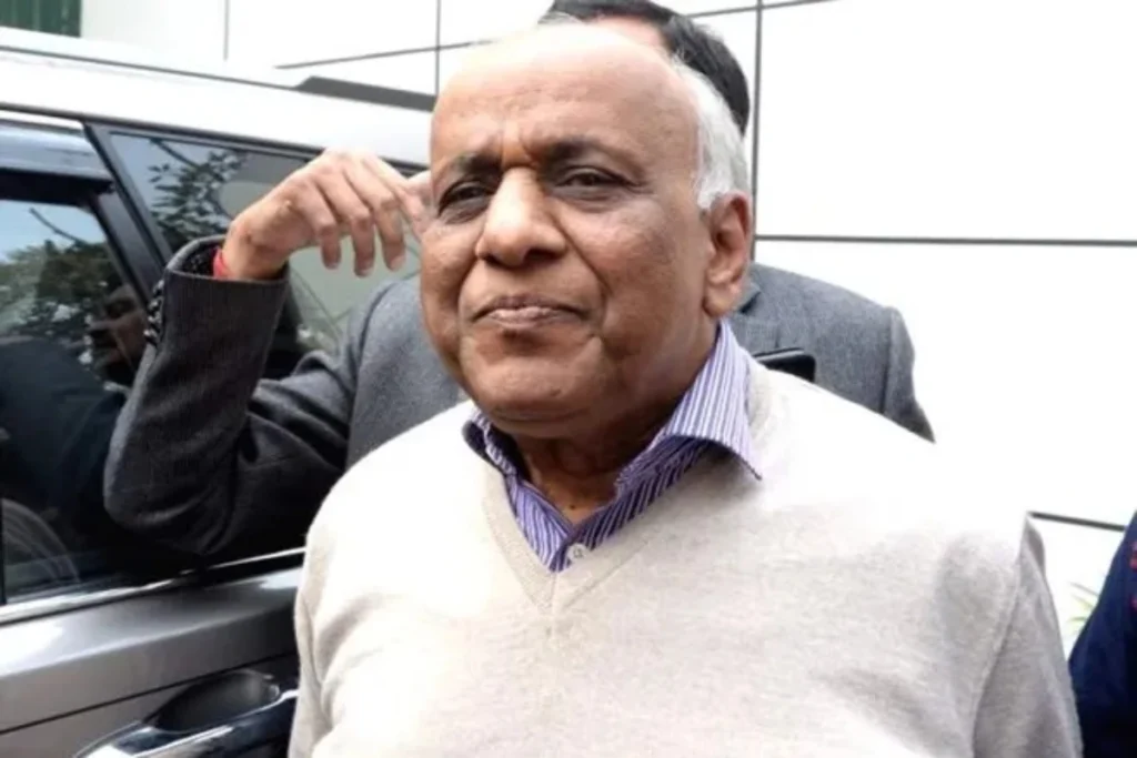 ED raids Senior AAP Leaders in Delhi