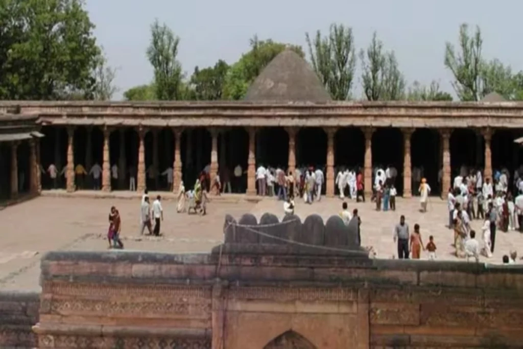 ASI survey in disputed Bhojshala complex of Dhar