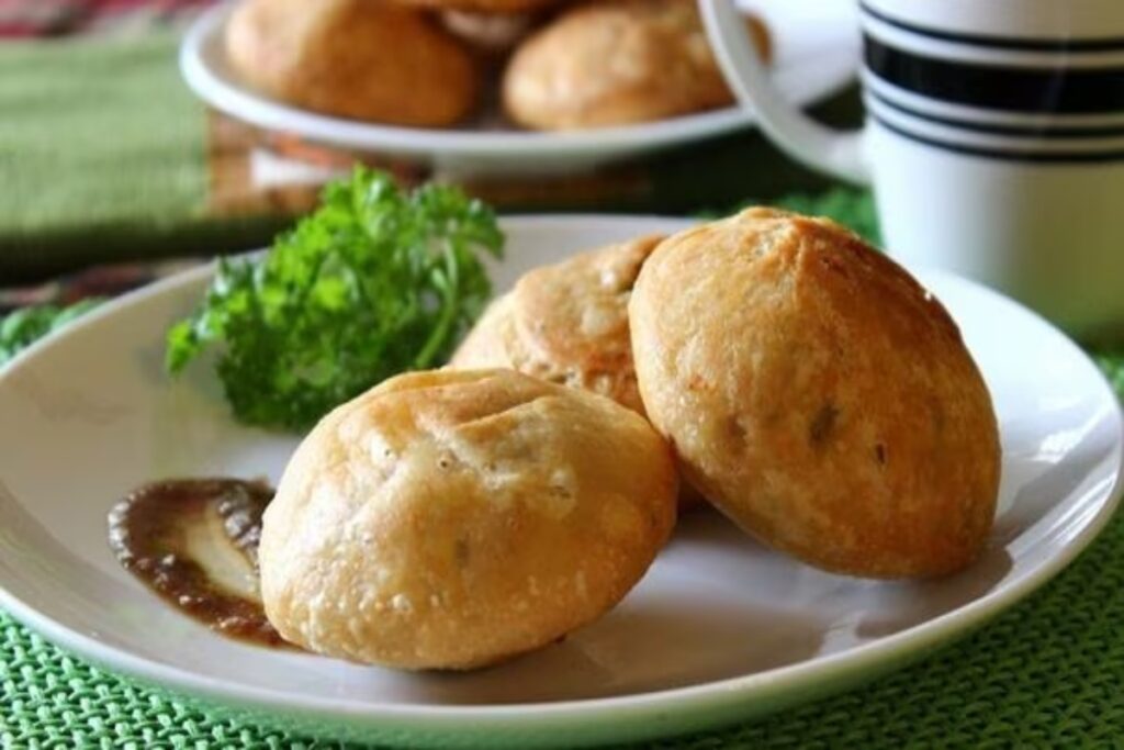 Aloo Kachori Recipe