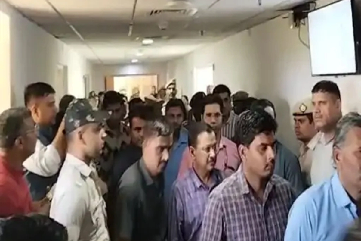 Dehi CM Arvind Kejriwal Arrested by ED