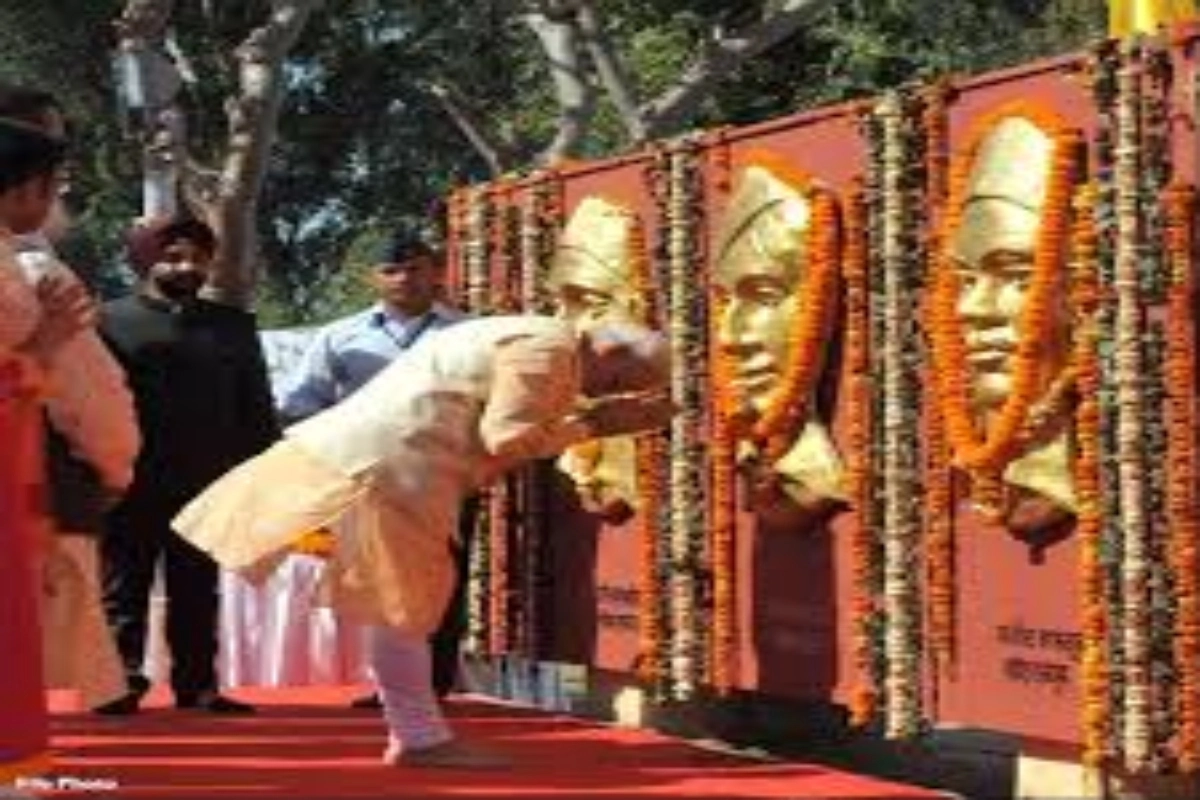 PM Modi paid tribute to freedom fighters on 'Martyr's Day