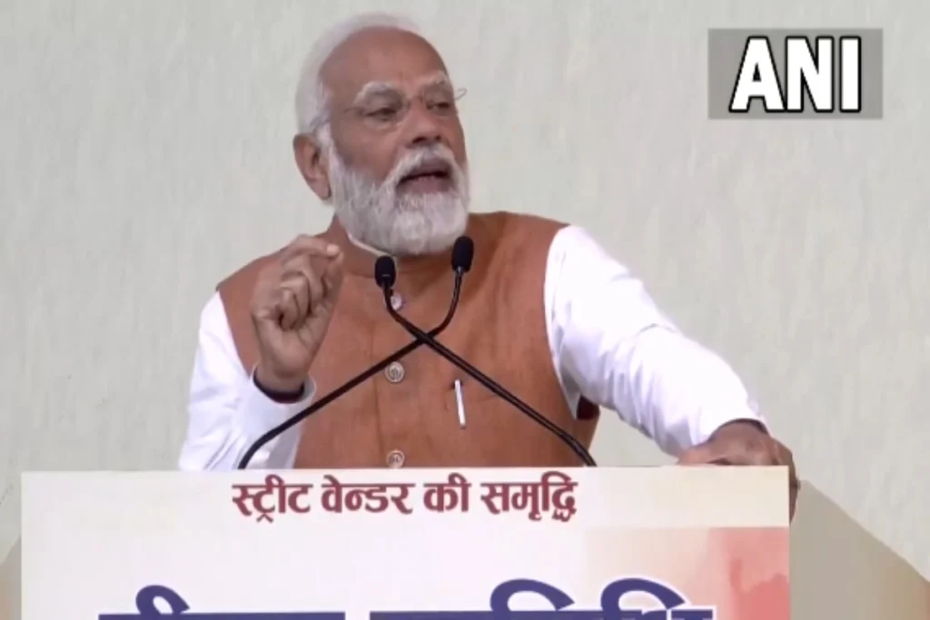 PM Narendra Modi Address PM Swanidhi Beneficiaries