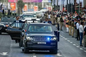 प्रधानमंत्री की सुरक्षा में लगीं डीजल गाड़ियों को सड़क पर चलने से किसने रोका?