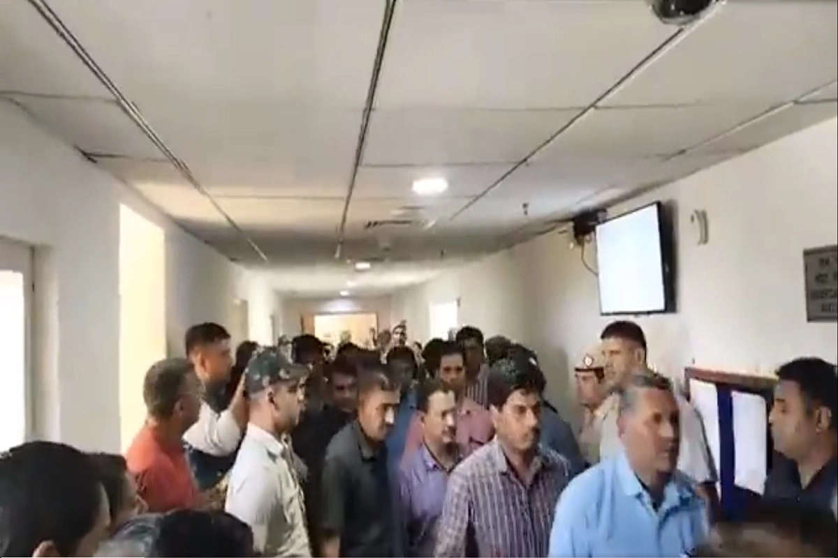 Arvind Kejriwal Arrest Live: PMLA कोर्ट में ED ने कहा- ‘केजरीवाल शराब नीति केस के सरगना, 10 दिन की रिमांड दें’