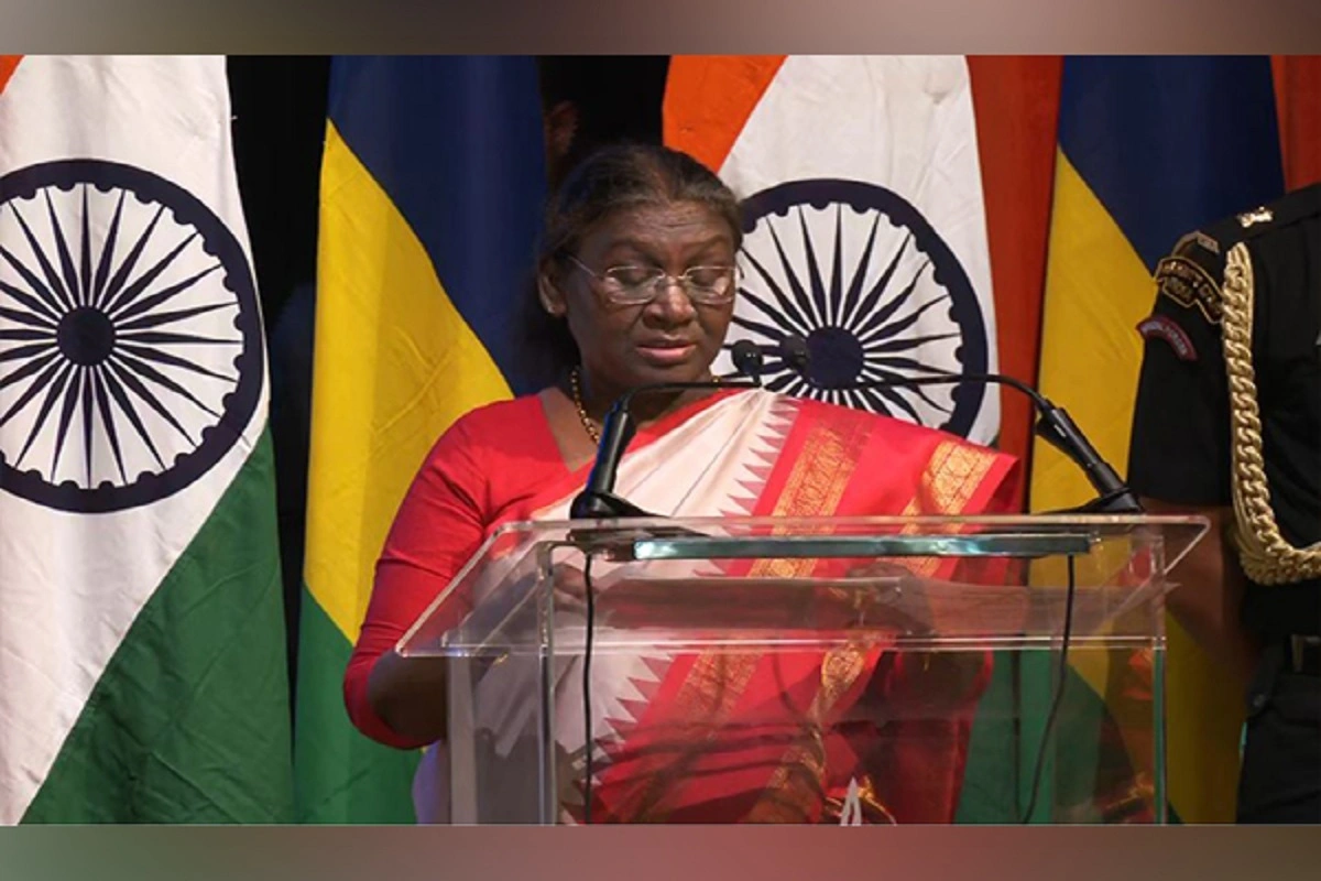 ‘नया भारत विश्व की तीन बड़ी अर्थव्यवस्थाओं में से एक बनने की राह पर’: मॉरीशस में बोलीं राष्ट्रपति मुर्मू