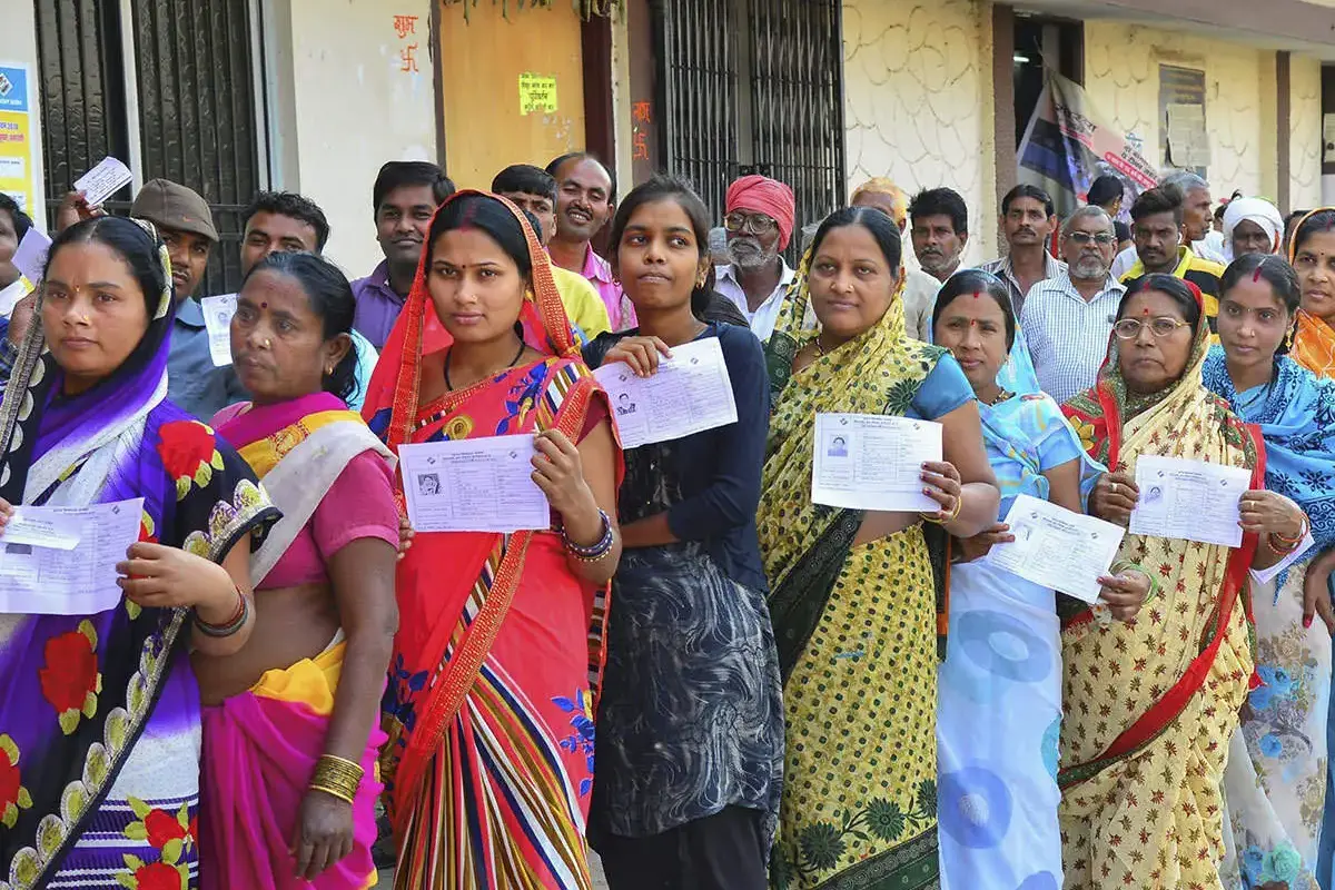 Lok Sabha Election 2024: दूसरे चरण का मतदान संपन्न, त्रिपुरा में 78 तो यूपी में हुई सिर्फ 53 फीसदी वोटिंग