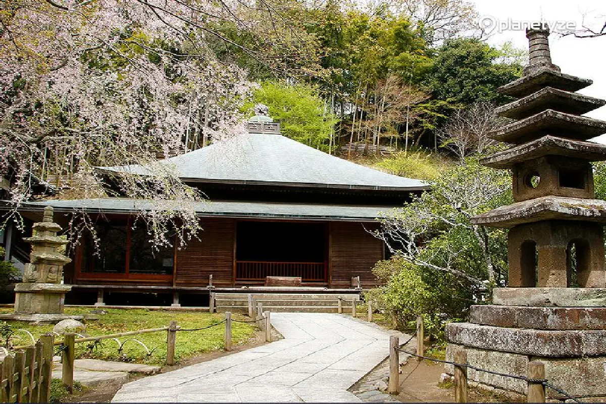Tokeiji Temple
