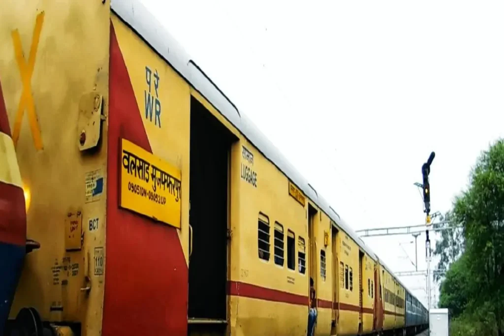 Valsad Muzaffarpur train