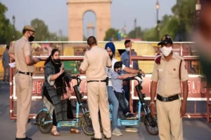दिल्ली में इस दिन लग रहा लोक अदालत, ट्रैफिक चालान के माफ होने से लेकर करवा सकते हैं ये काम