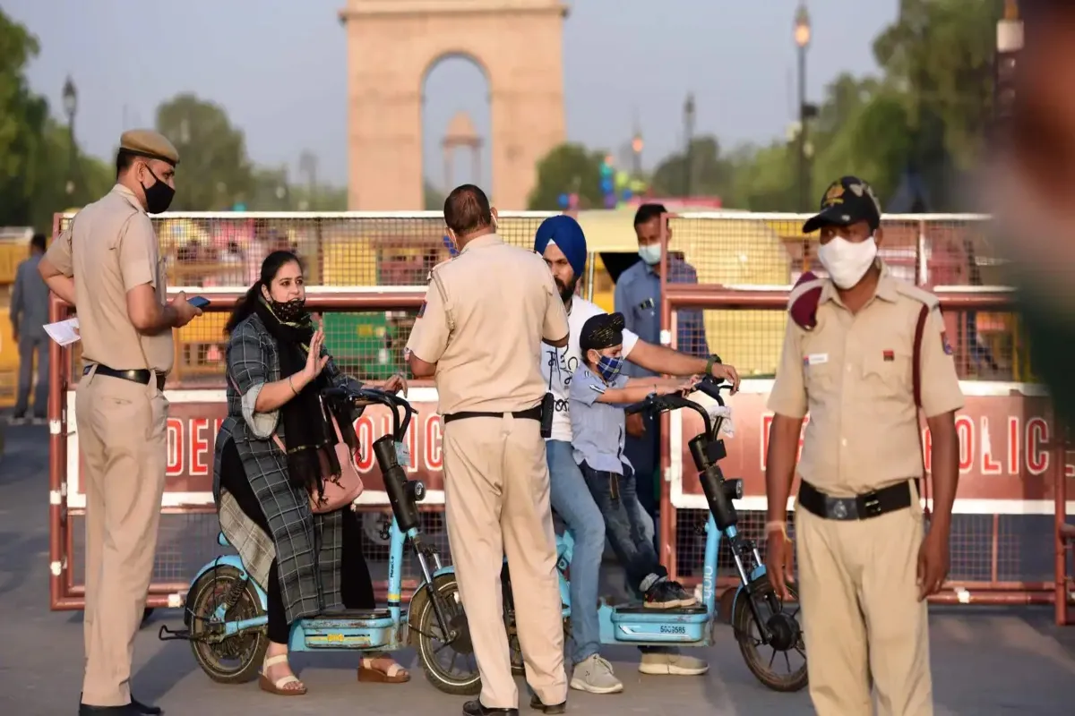 दिल्ली में इस दिन लग रही लोक अदालत, ट्रैफिक चालान के माफ होने से लेकर करवा सकते हैं ये काम