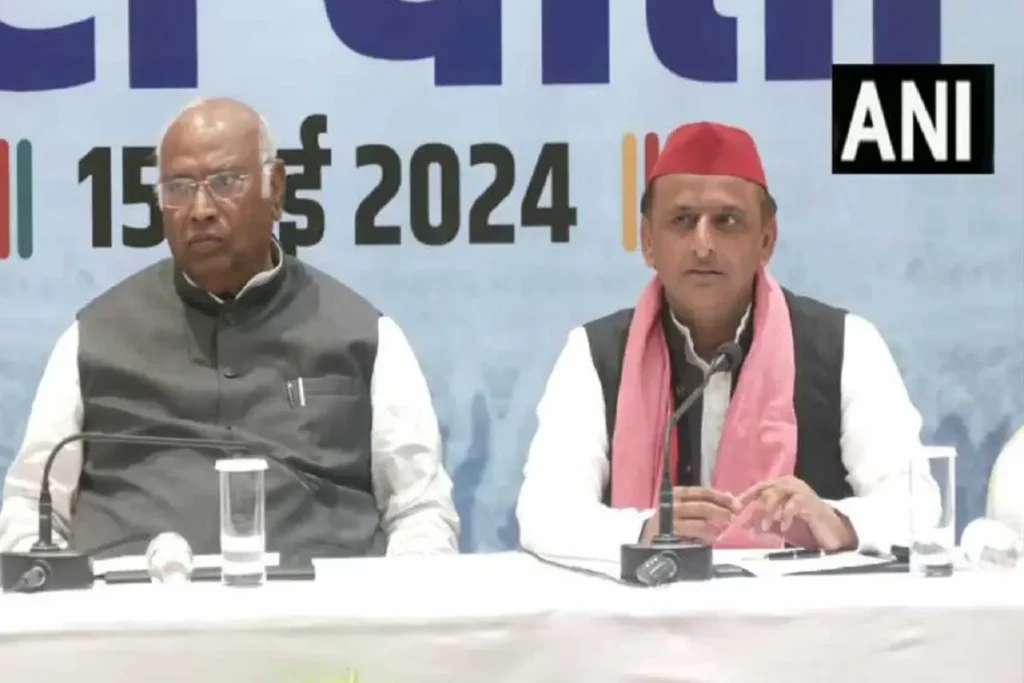 Mallikarjun Kharge Akhilesh Yadav