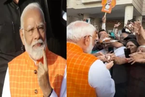 वोट डालने के बाद जनसैलाब के बीच पहुंचे पीएम मोदी, बुजुर्ग महिला ने बांधी राखी, भावुक हुए प्रधानमंत्री, देखें Video