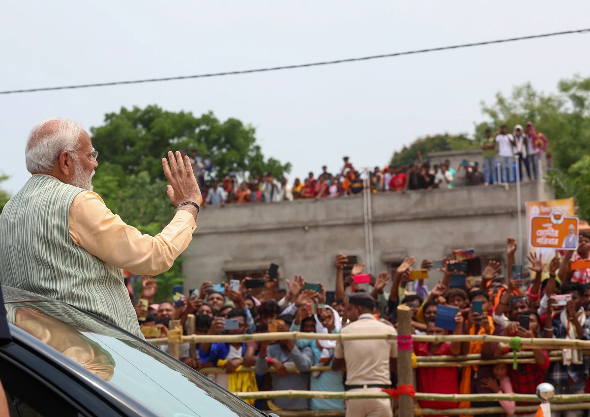 PM Modi roadshow Purulia 