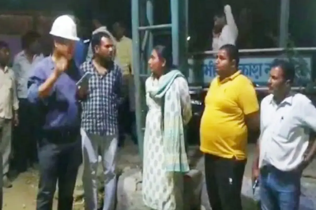 Rajasthan Accident: झुंझुनूं की HCL खदान में लिफ्ट टूटने से फंसे 14 लोगों को सुरक्षित निकाला गया