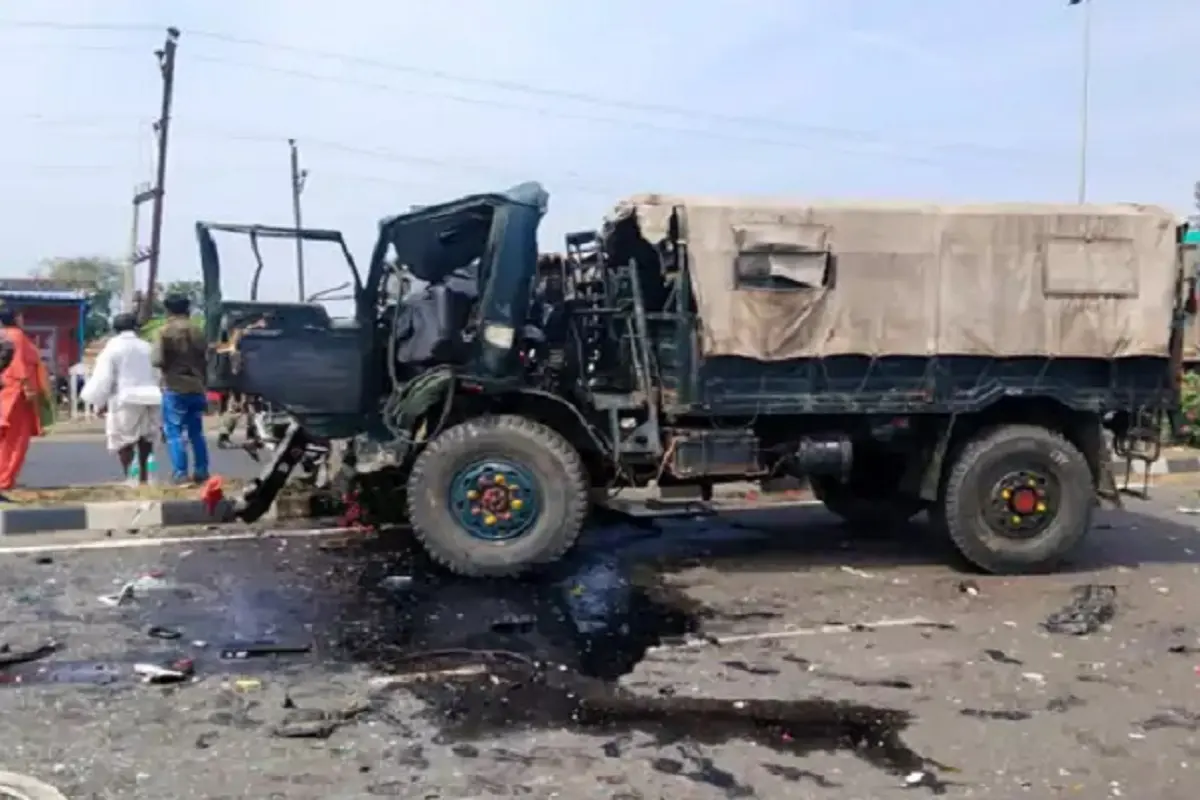 Rajgarh road accident army truck tire burst