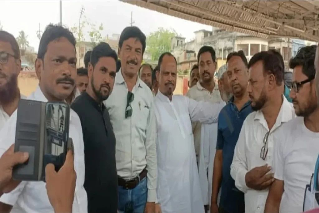 पाकुड से हज के लिए जत्था रवाना