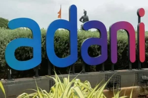 इंडिया रेटिंग्स एंड रिसर्च ने अडानी ग्रीन एनर्जी को ‘IND A+’ ग्रेड से ‘IND AA-’ पर किया अपग्रेड