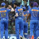 हार्दिक पंड्या पर लगा भारी जुर्माना, मुबई इंडियंस के खिलाड़ियों को भी मिली सजा