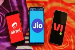 चुनाव बाद बढ़ जायेगा मोबाईल का खर्च! Jio, Airtel और Vi के रिचार्ज उड़ाने वाले हैं आपकी नींद, जानें कितने रुपये का होगा इजाफा