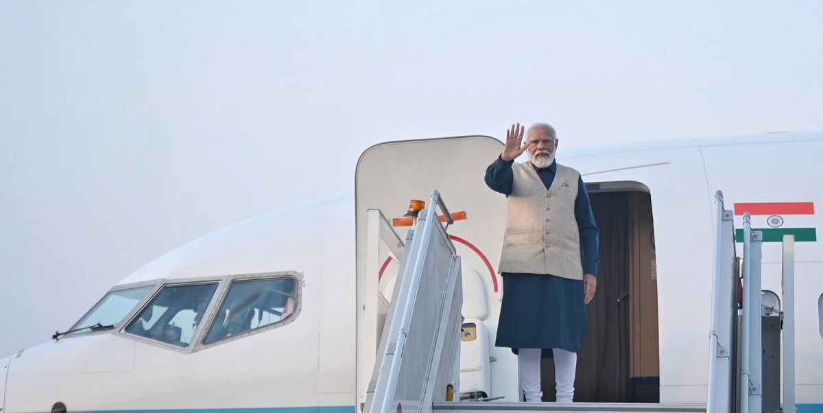 PM Modi flight tour