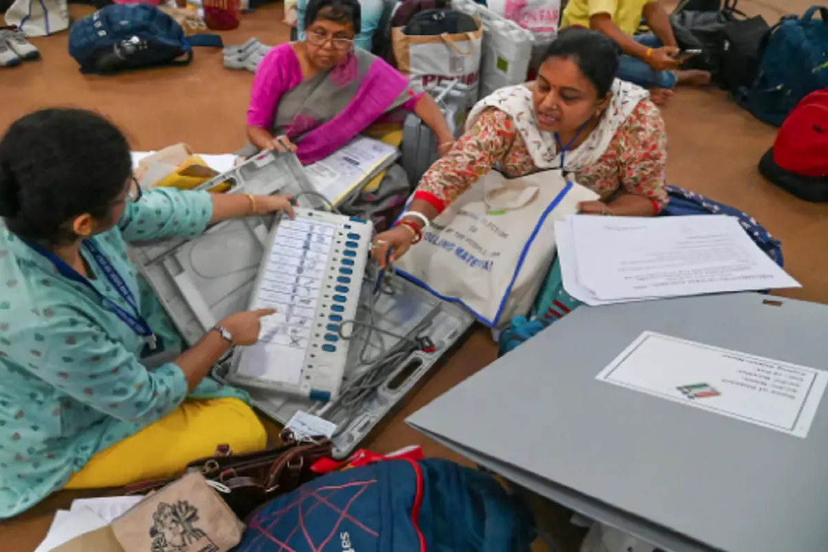 counting of votes begins