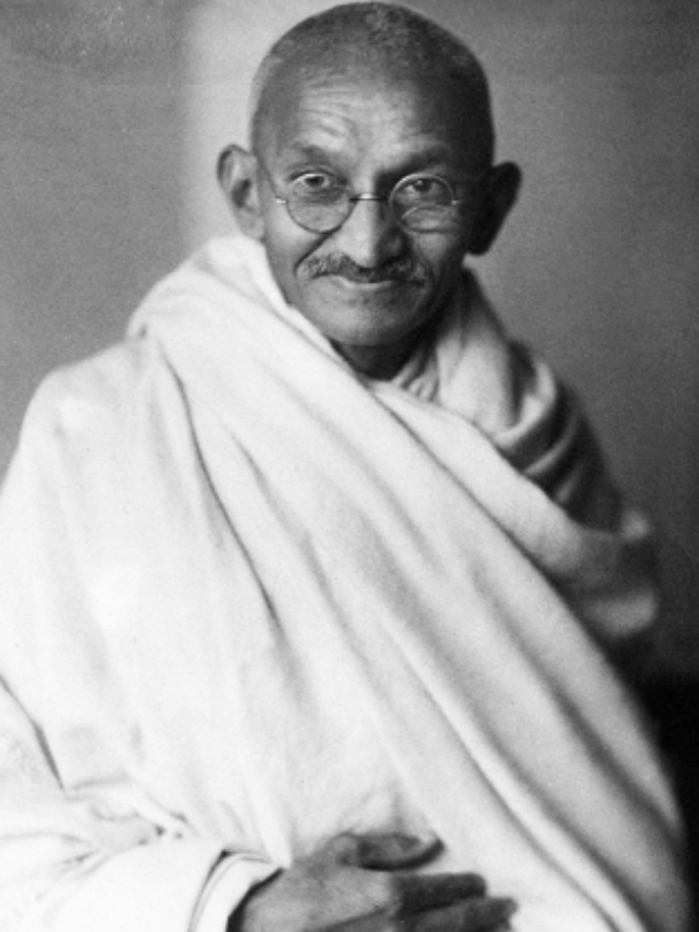 क्या आप जानते हैं महात्मा गांधी को सबसे पहले किसने कहा था बापू और राष्ट्रपिता?