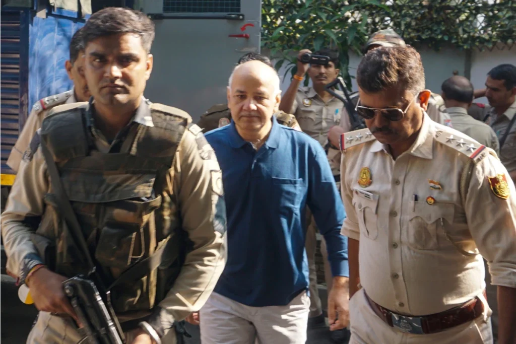 New Delhi: Former Delhi deputy chief minister Manish Sisodia reaches his residence from Tihar Jail to meet his ailing wife after permission from a city court, in New Delhi, Saturday, Nov. 11, 2023. Sisodia, who is in jail in connection with the alleged liquor scam case, was allowed to meet his wife for six hours between 10 am and 4 pm.(IANS)